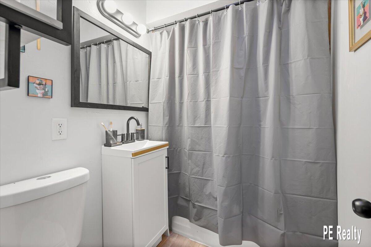 307 43rd Street, Grand Rapids, MI, 49548-3025