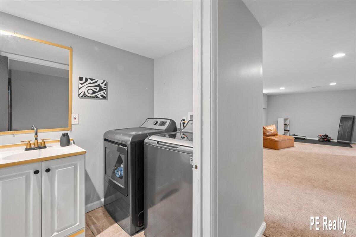 307 43rd Street, Grand Rapids, MI, 49548-3025