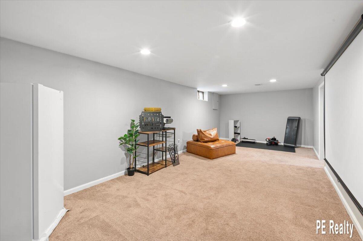 307 43rd Street, Grand Rapids, MI, 49548-3025