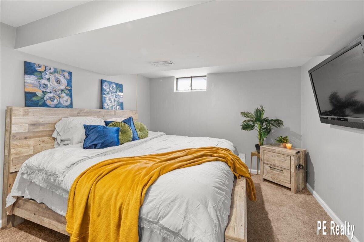 307 43rd Street, Grand Rapids, MI, 49548-3025