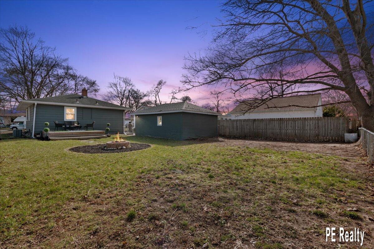 307 43rd Street, Grand Rapids, MI, 49548-3025