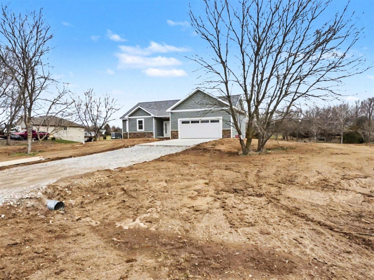 3rd image of 1311 Northwind Dr, Jackson, MI 49201 | MLS# 70521411