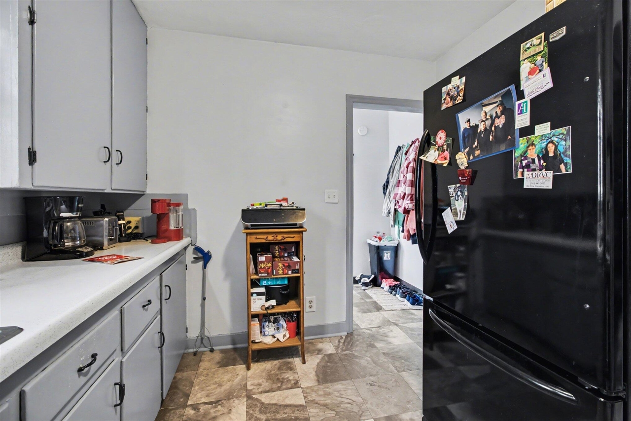 256 St Marys Lake, Battle Creek, MI, 49017-9710