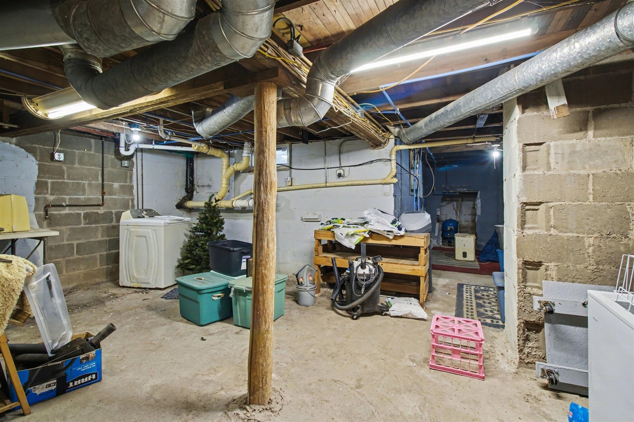 256 St Marys Lake, Battle Creek, MI, 49017-9710