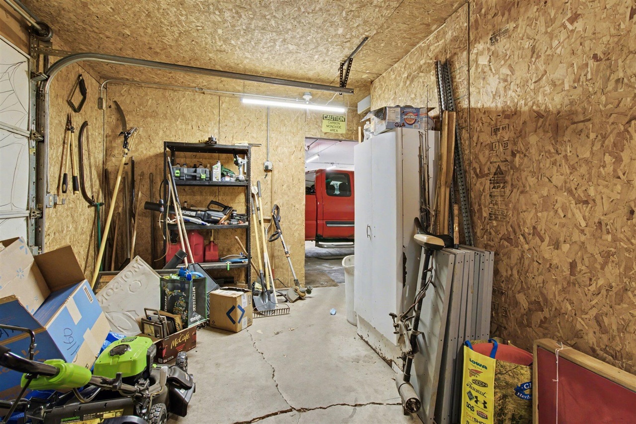 256 St Marys Lake, Battle Creek, MI, 49017-9710