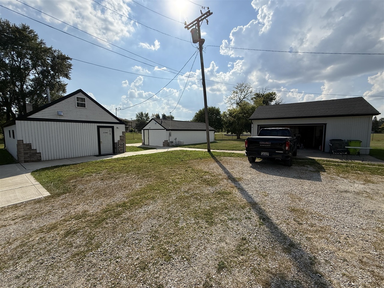 23880 Shook Road, Clinton Township, MI, 48035-3230