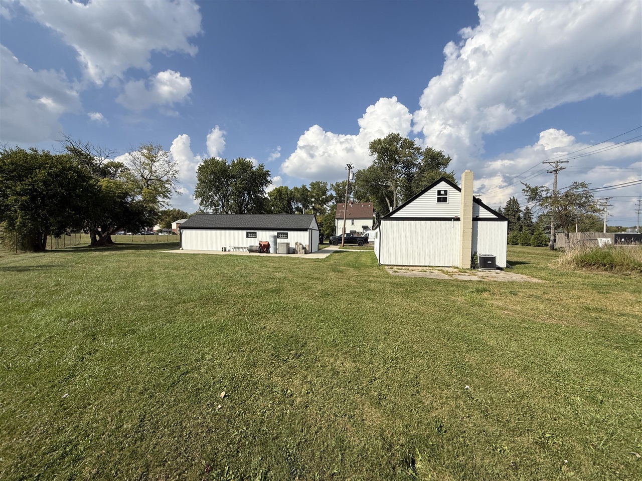 23880 Shook Road, Clinton Township, MI, 48035-3230