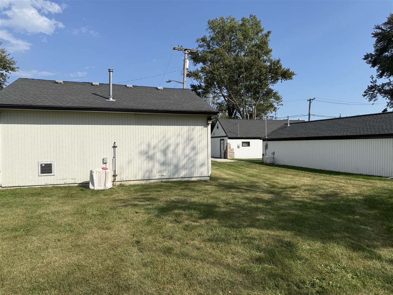 23880 Shook Road, Clinton Township, MI, 48035-3230
