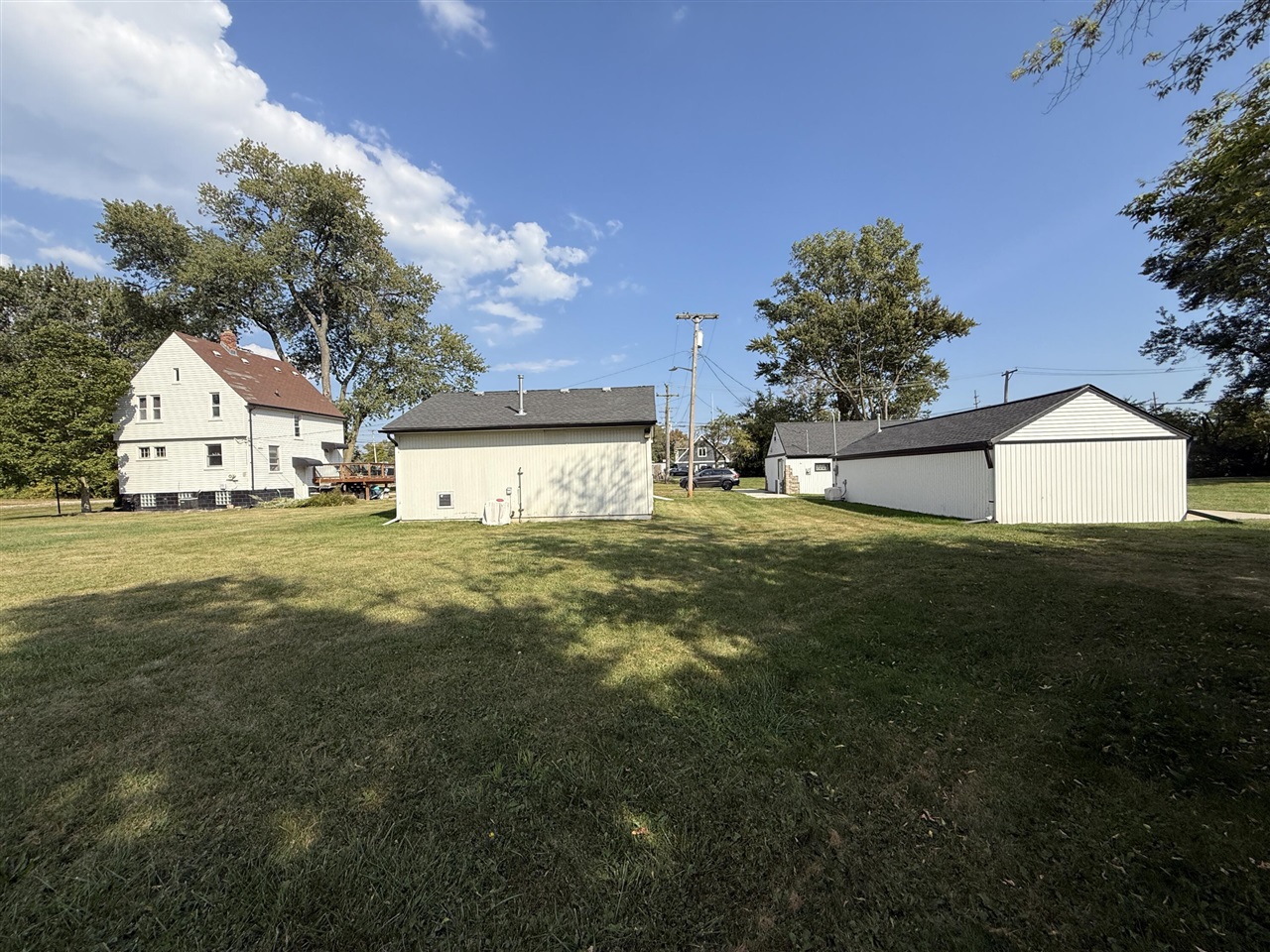 23880 Shook Road, Clinton Township, MI, 48035-3230