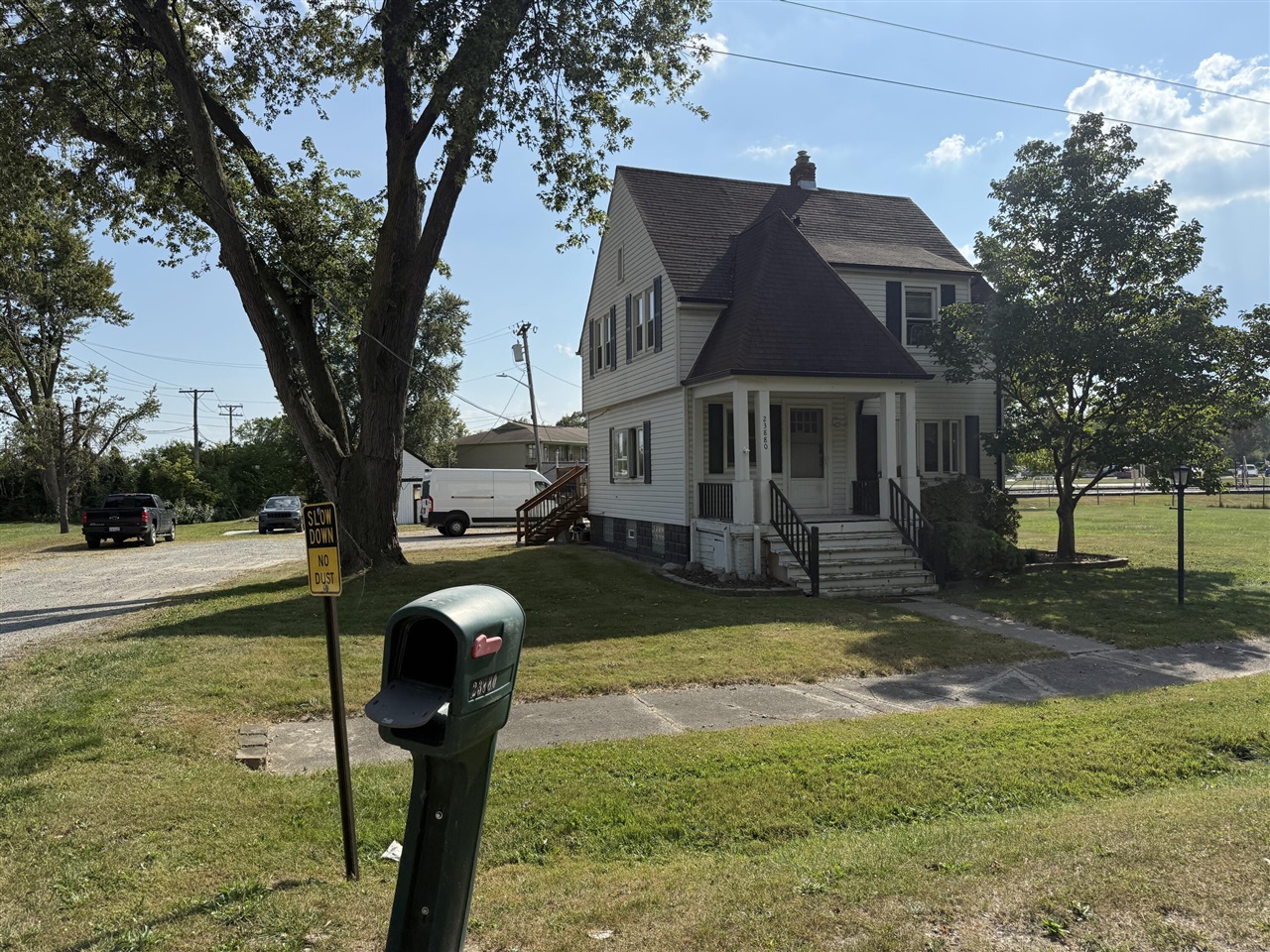 23880 Shook Road, Clinton Township, MI, 48035-3230