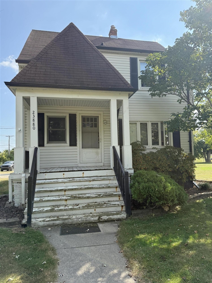 23880 Shook Road, Clinton Township, MI, 48035-3230