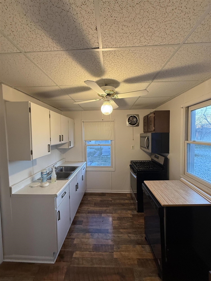 23880 Shook Road, Clinton Township, MI, 48035-3230