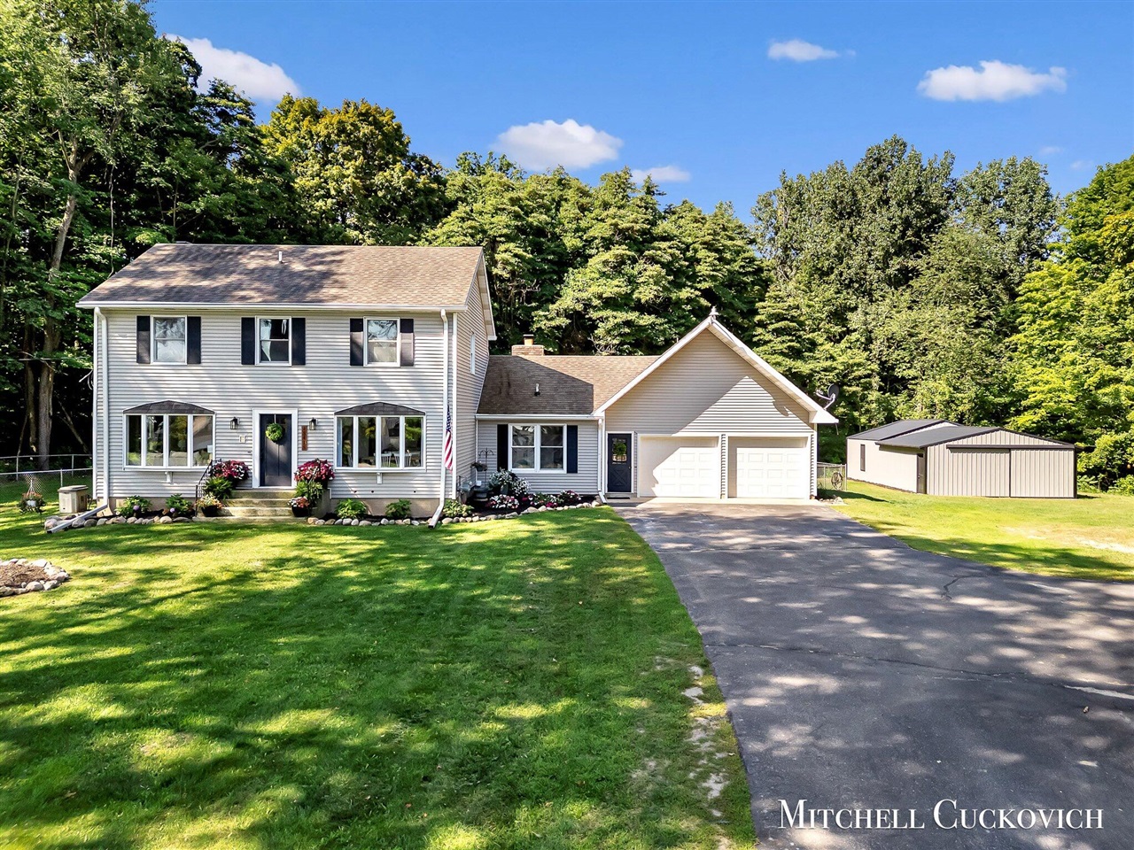 15415 Coalter Avenue, Kent City, MI, 49330-9090