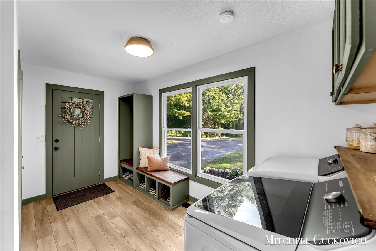 15415 Coalter Avenue, Kent City, MI, 49330-9090