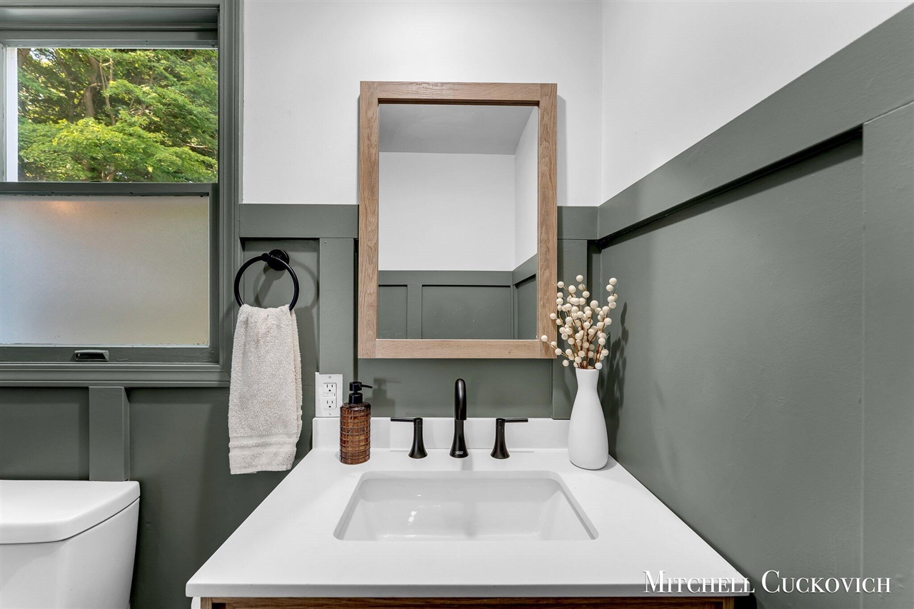 15415 Coalter Avenue, Kent City, MI, 49330-9090