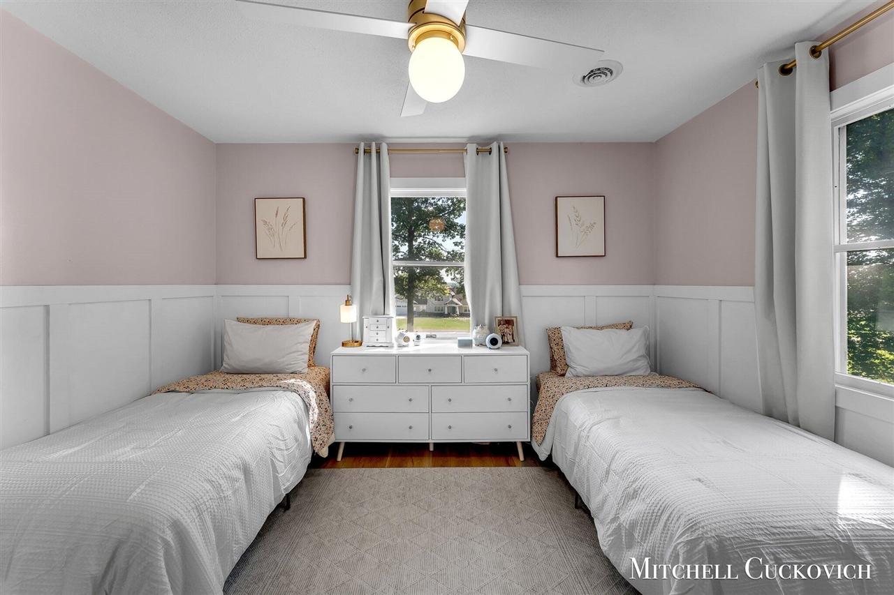 15415 Coalter Avenue, Kent City, MI, 49330-9090