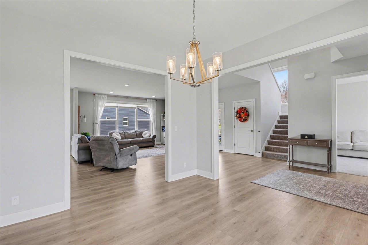 2803 Pinehill Drive, Holland, MI, 49424-1322