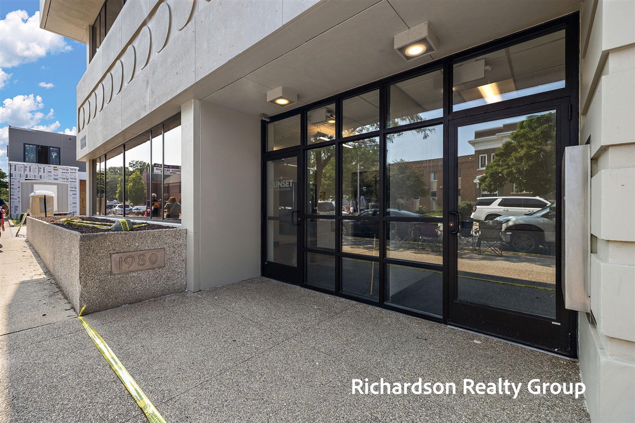 300 Washington Avenue UNIT&nbsp;8, Grand Haven, MI, 49417