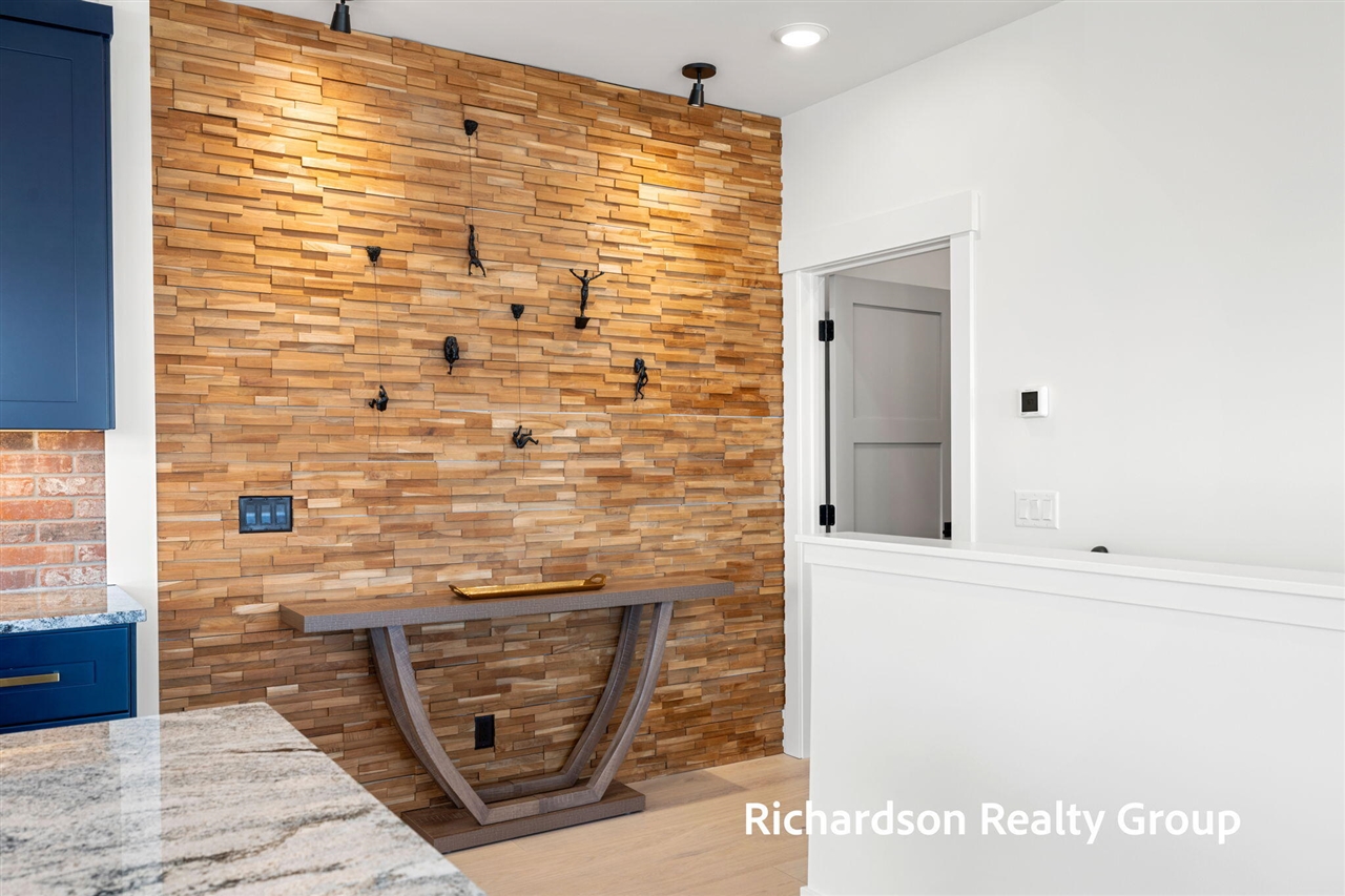 300 Washington Avenue UNIT&nbsp;8, Grand Haven, MI, 49417