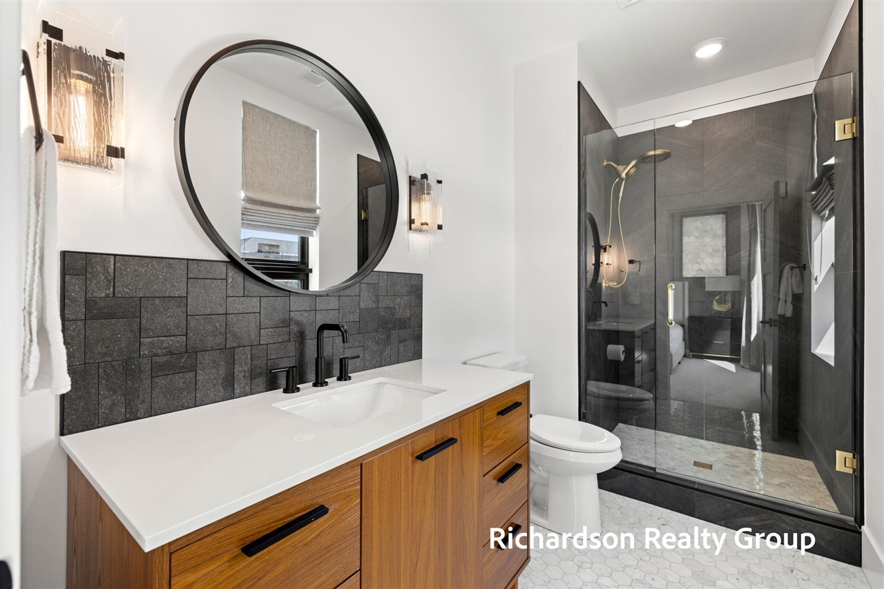 300 Washington Avenue UNIT&nbsp;8, Grand Haven, MI, 49417