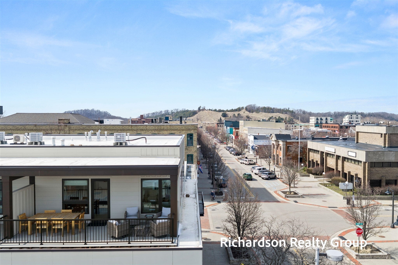 300 Washington Avenue UNIT&nbsp;8, Grand Haven, MI, 49417