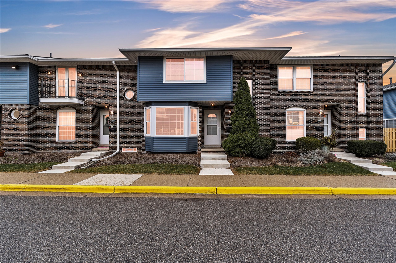 2784 Page Avenue, Ann Arbor, MI, 48104-6914