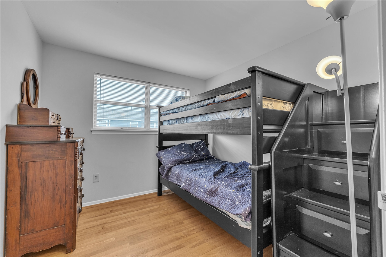 2784 Page Avenue, Ann Arbor, MI, 48104-6914