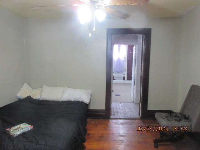 1224 E Main Street, Kalamazoo, MI, 49048-1827