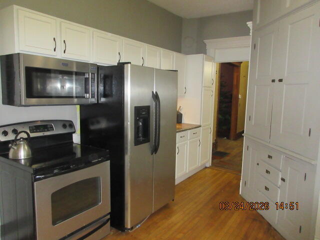 1224 E Main Street, Kalamazoo, MI, 49048-1827