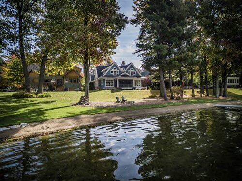 1214 S Lapeer Road, Lapeer, MI, 48446 3704