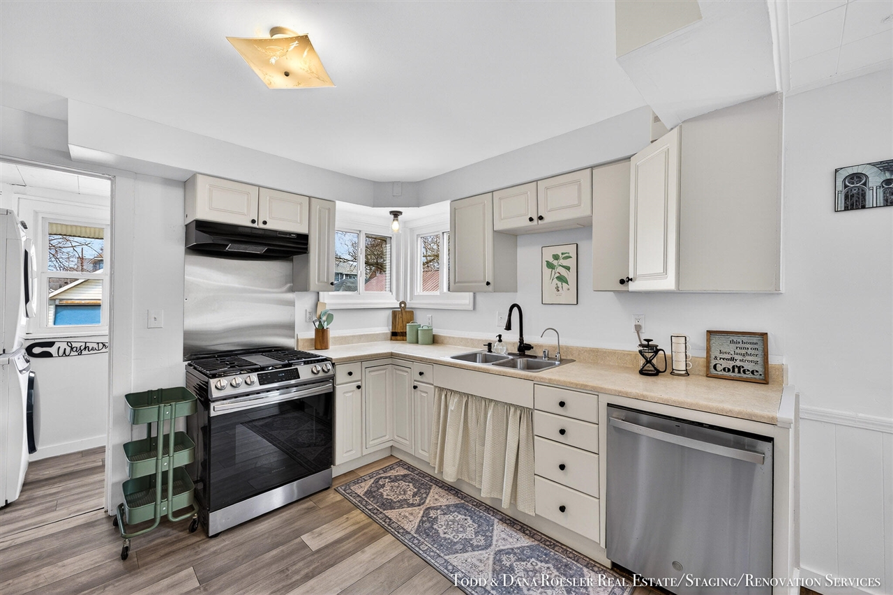 47 Banner Street, Grand Rapids, MI, 49507-2905