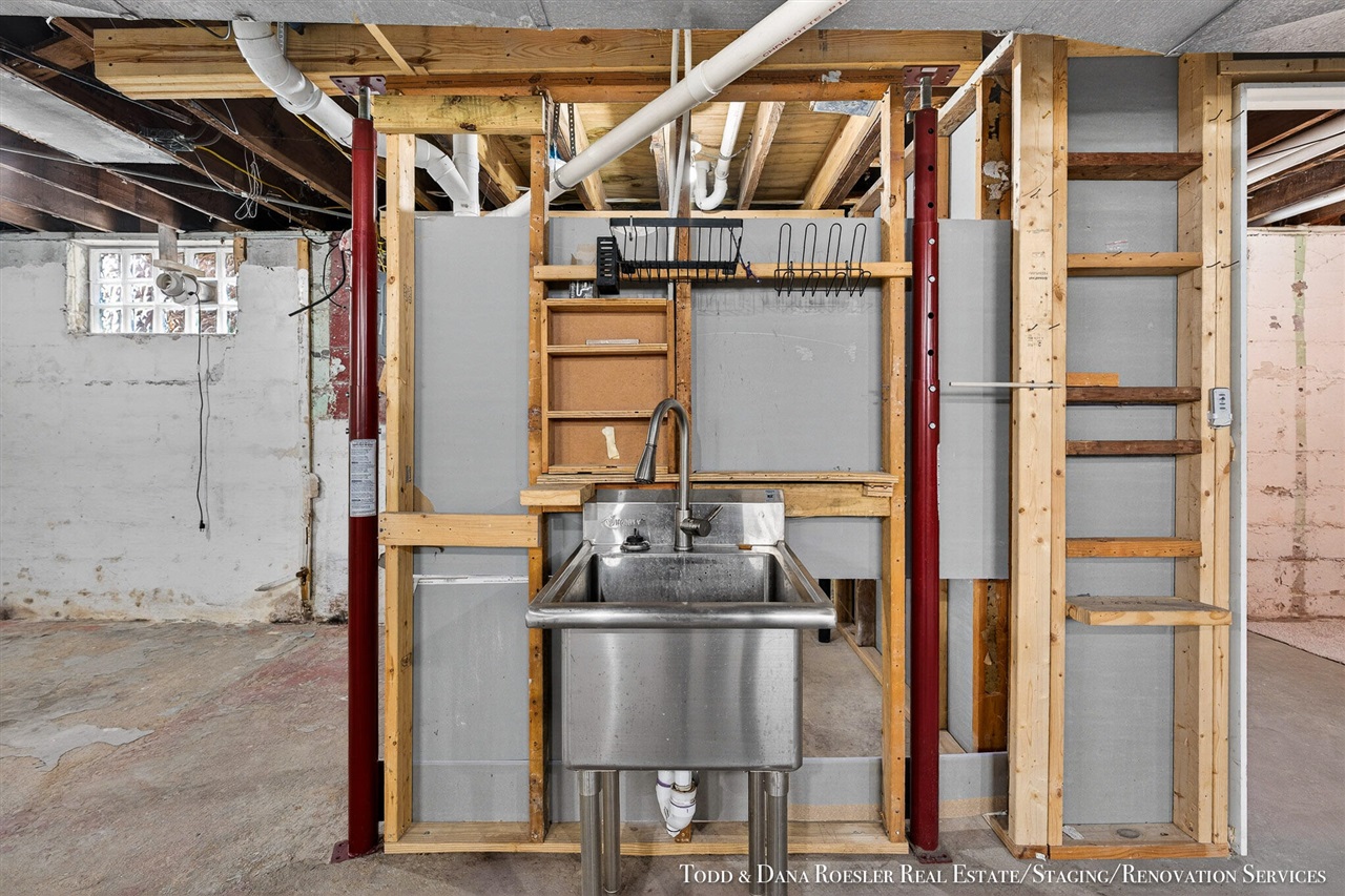 47 Banner Street, Grand Rapids, MI, 49507-2905