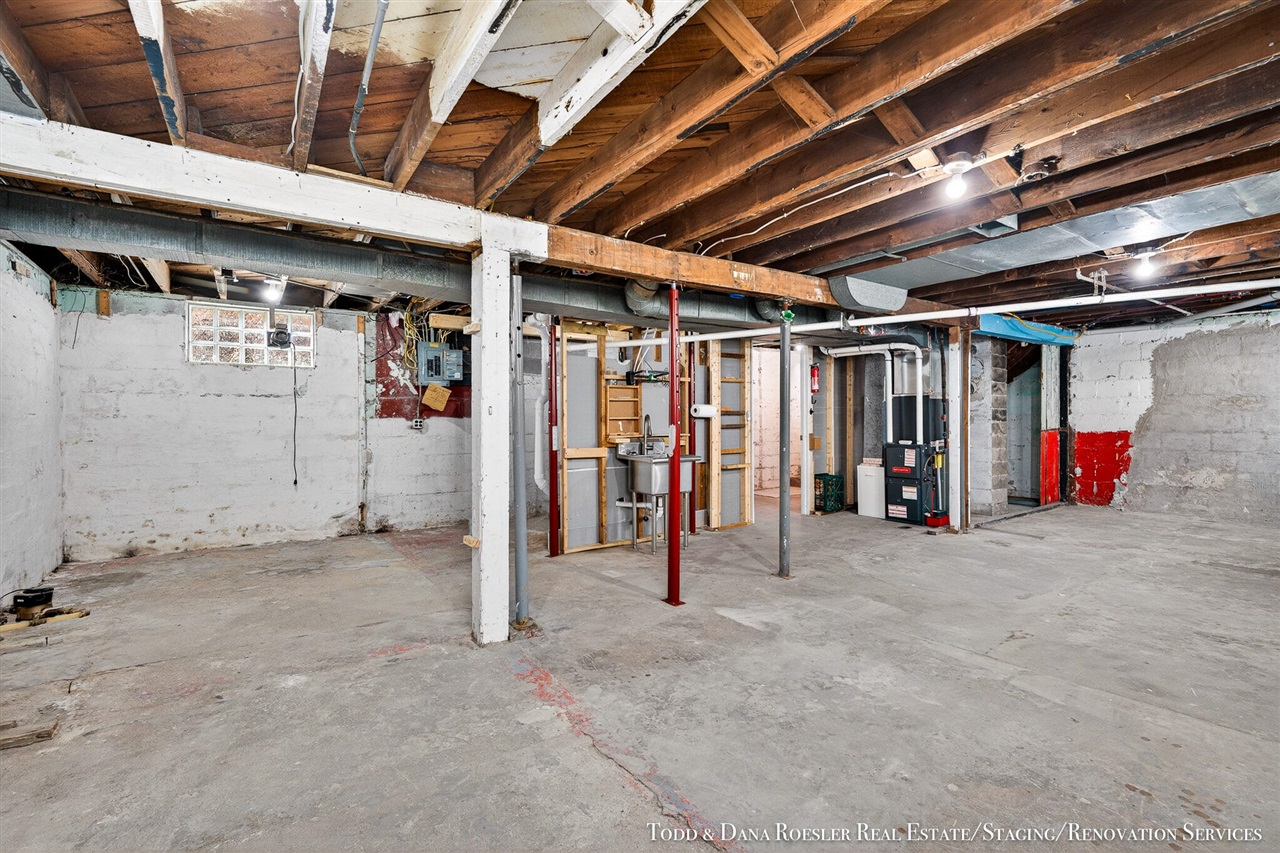 47 Banner Street, Grand Rapids, MI, 49507-2905