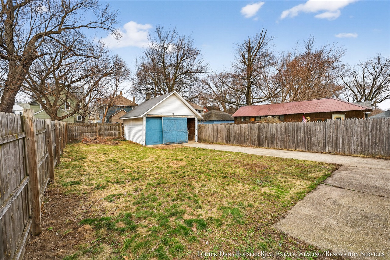 47 Banner Street, Grand Rapids, MI, 49507-2905