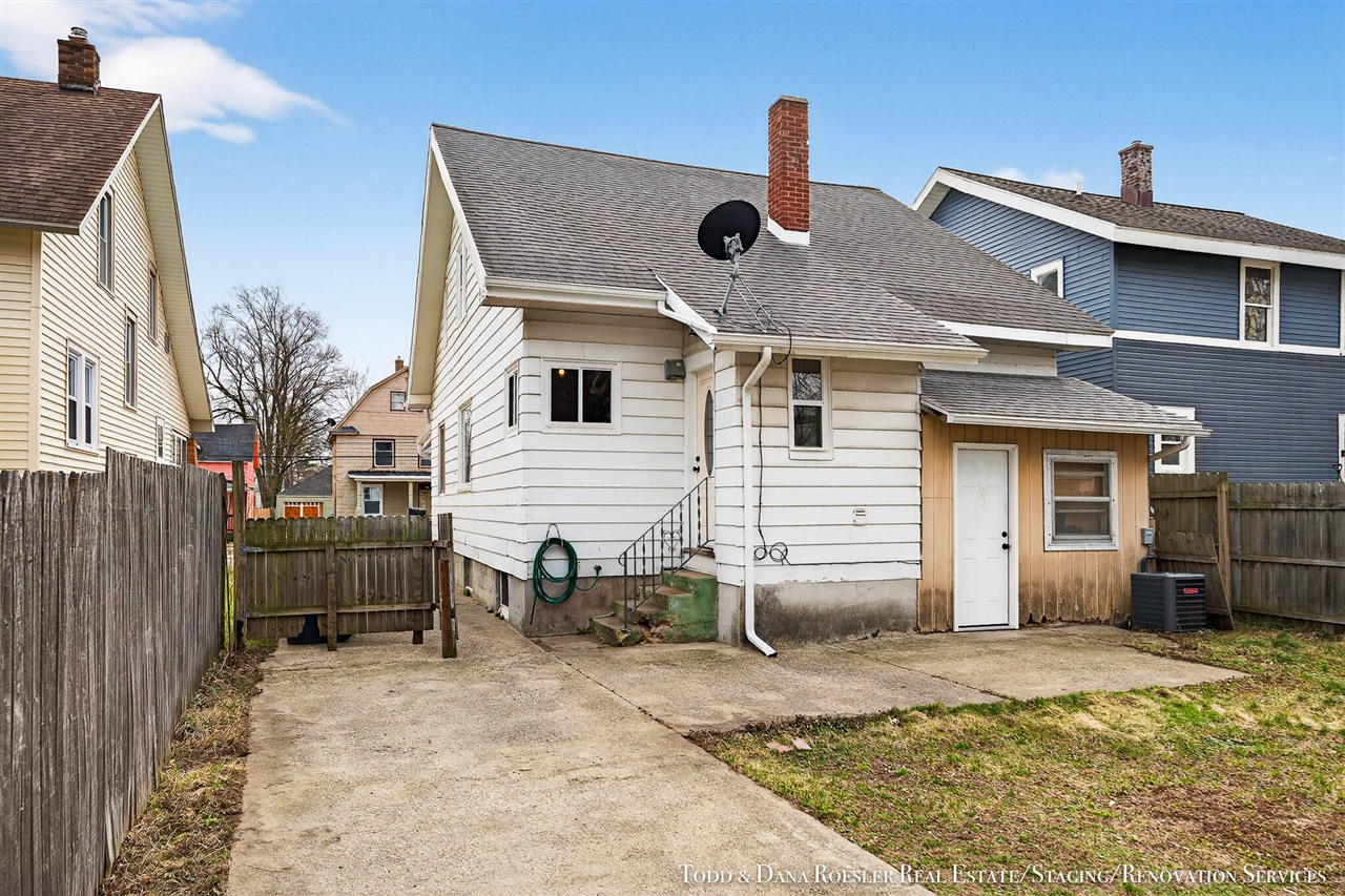 47 Banner Street, Grand Rapids, MI, 49507-2905