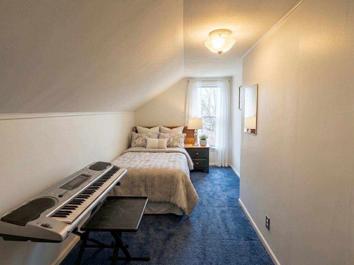 4409 W 1 Mile Road, White Cloud, MI, 49349-9723