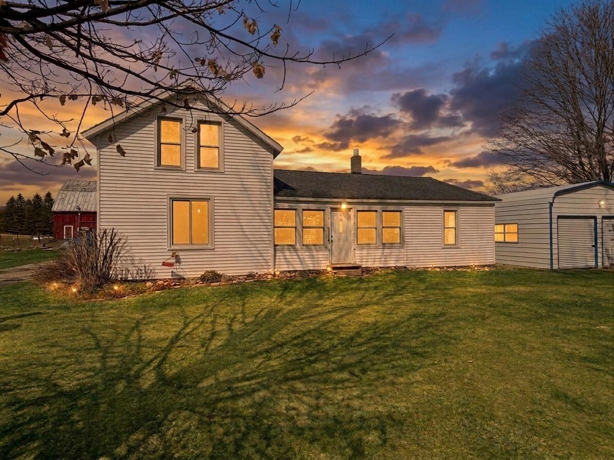 4409 W 1 Mile Road, White Cloud, MI, 49349-9723