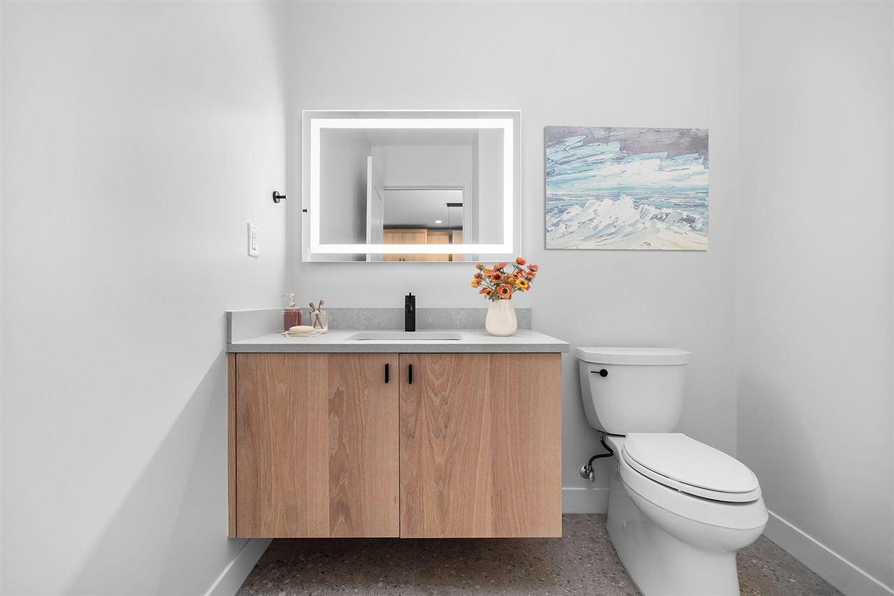 144 Oakes Street UNIT&nbsp;2002, Grand Rapids, MI, 49503-3155