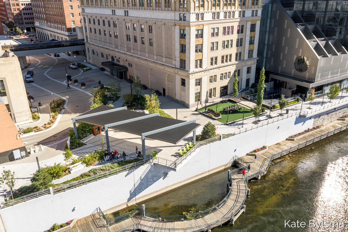 144 Oakes Street UNIT&nbsp;2002, Grand Rapids, MI, 49503-3155