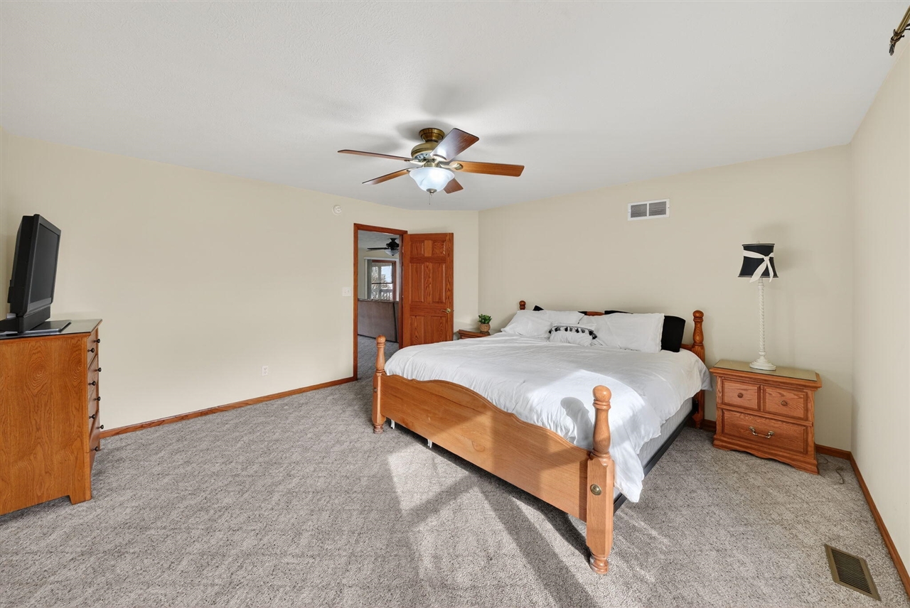 62546 Diamond View Drive, Cassopolis, MI, 49031-9316