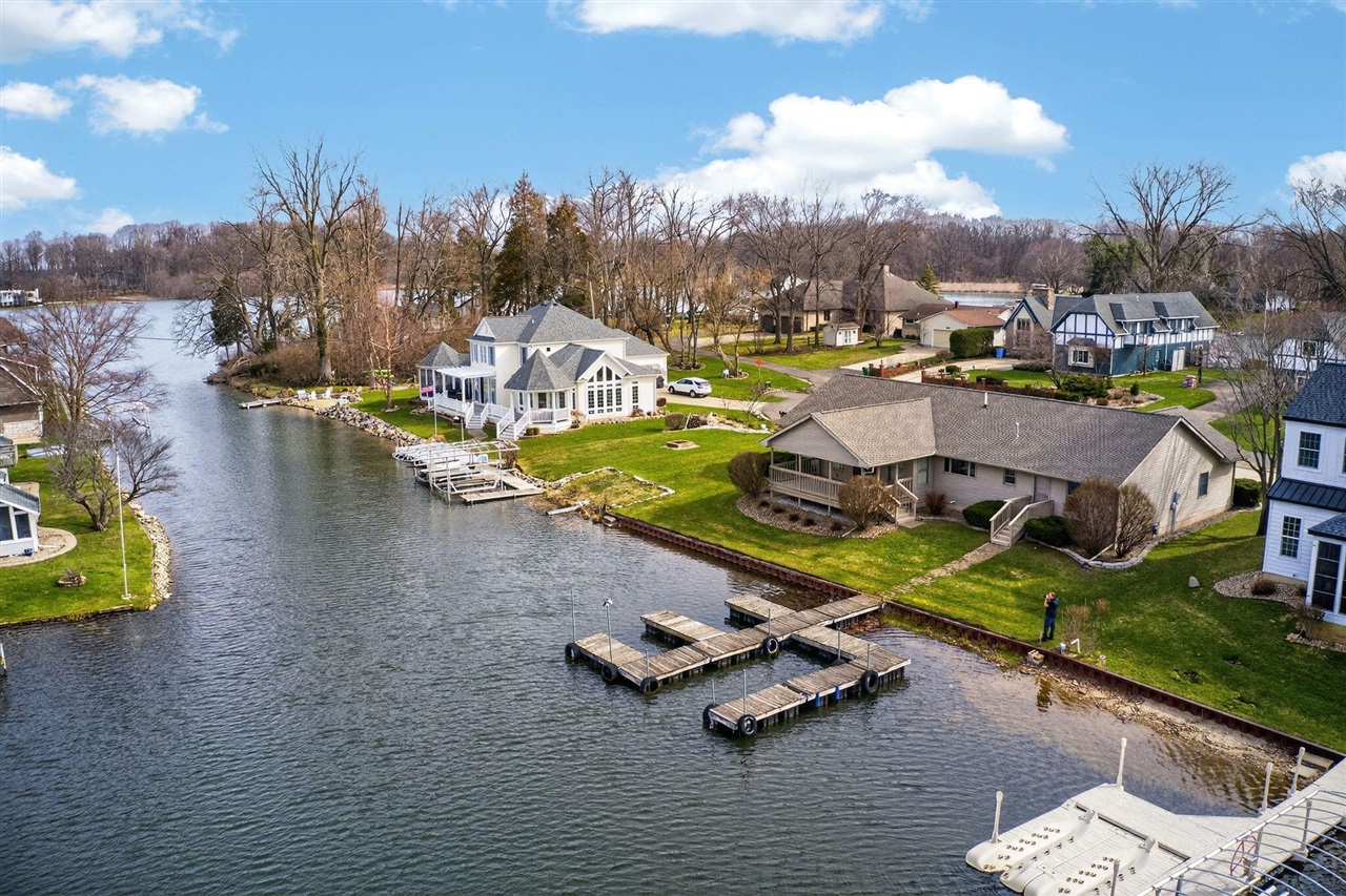 62546 Diamond View Drive, Cassopolis, MI, 49031-9316