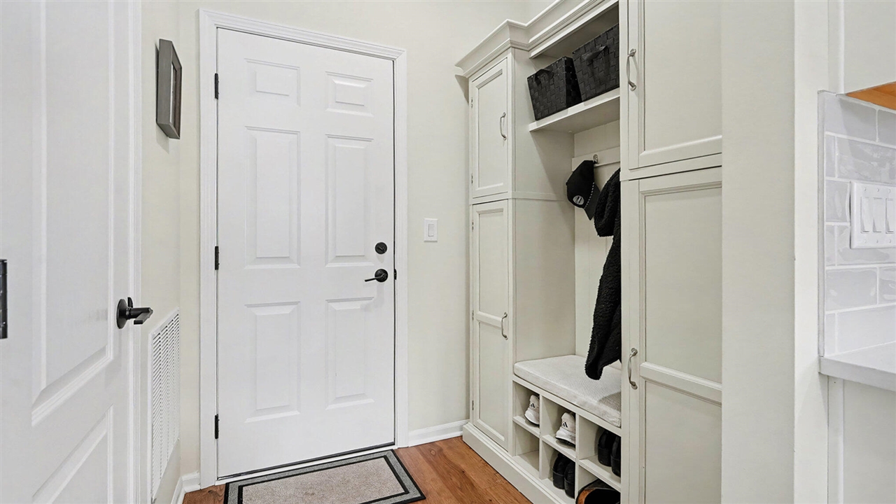 5512 E Spaniel Drive, Ann Arbor, MI, 48108