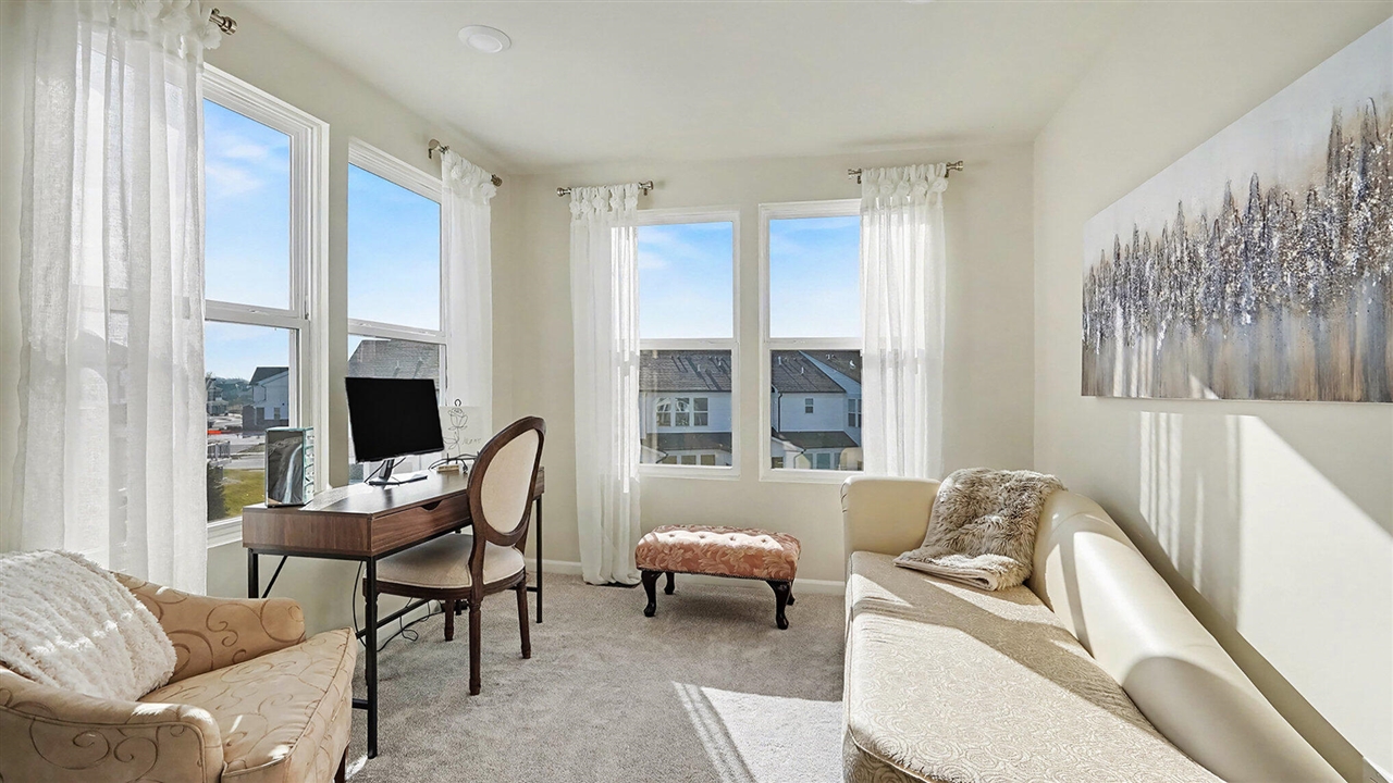 5512 E Spaniel Drive, Ann Arbor, MI, 48108