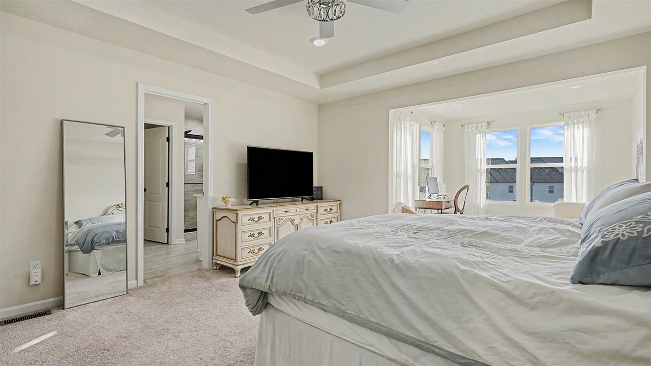 5512 E Spaniel Drive, Ann Arbor, MI, 48108