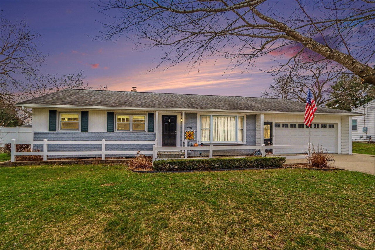 418 Larkspur Avenue, Portage, MI, 49002-6244