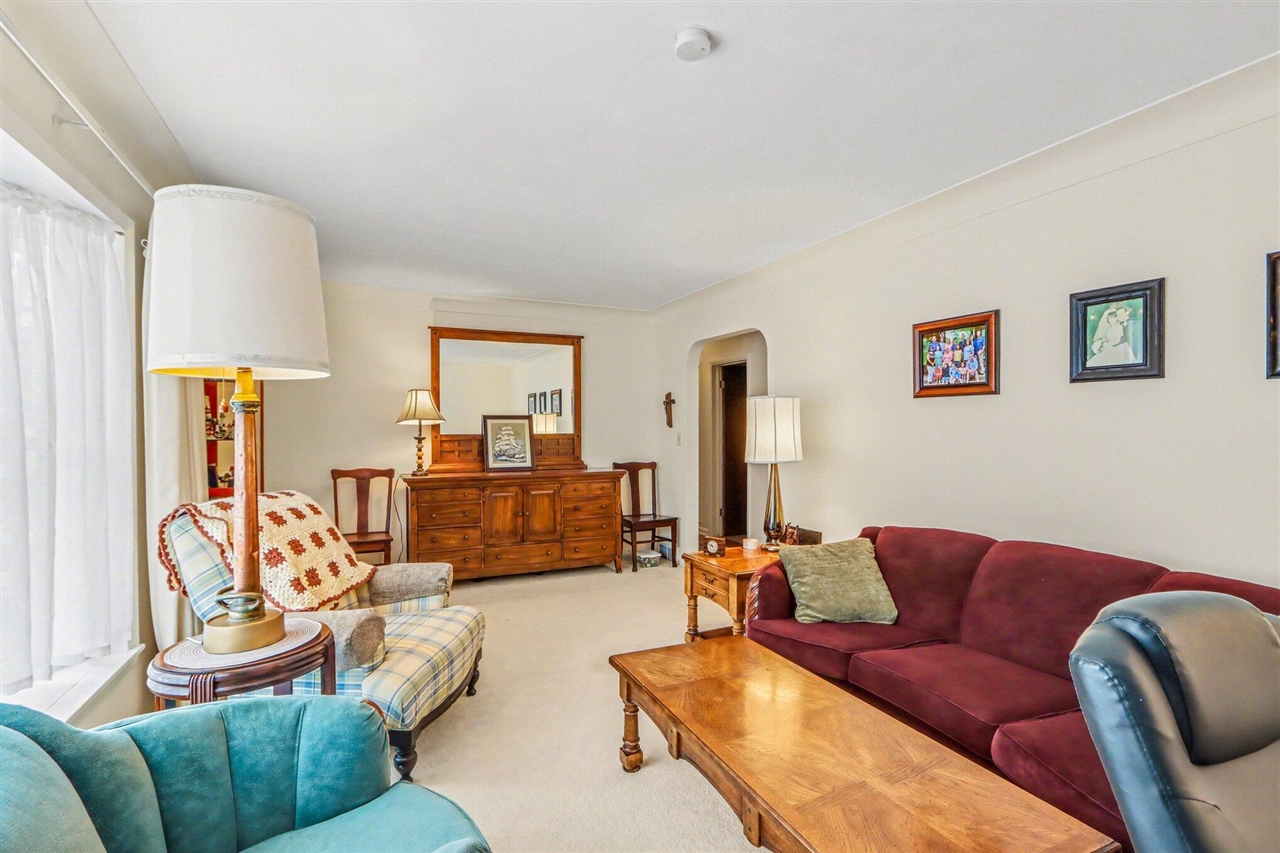 418 Larkspur Avenue, Portage, MI, 49002-6244