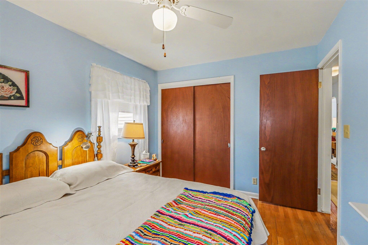 418 Larkspur Avenue, Portage, MI, 49002-6244