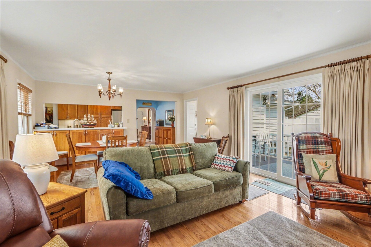 418 Larkspur Avenue, Portage, MI, 49002-6244