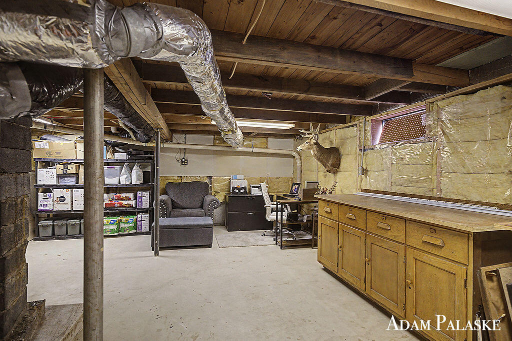 8457 Brower Lake Drive, Rockford, MI, 49341-9346