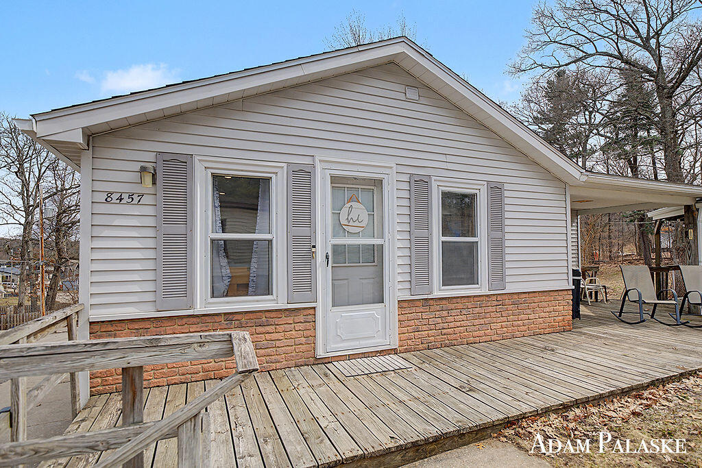 8457 Brower Lake Drive, Rockford, MI, 49341-9346